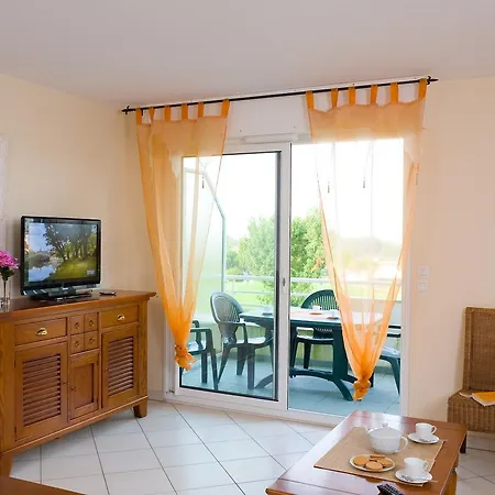 Madame De Fontenelles * LʼAiguillon-sur-Vie